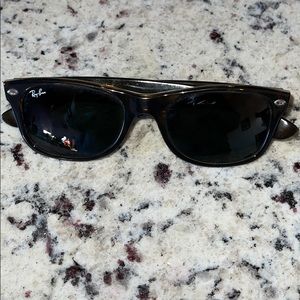 Ray-Ban New Wayfarer